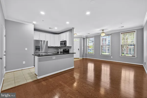 $490,000 | 19464 Promenade Drive, Leesburg, VA 20176