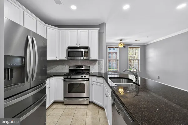 $490,000 | 19464 Promenade Drive, Leesburg, VA 20176