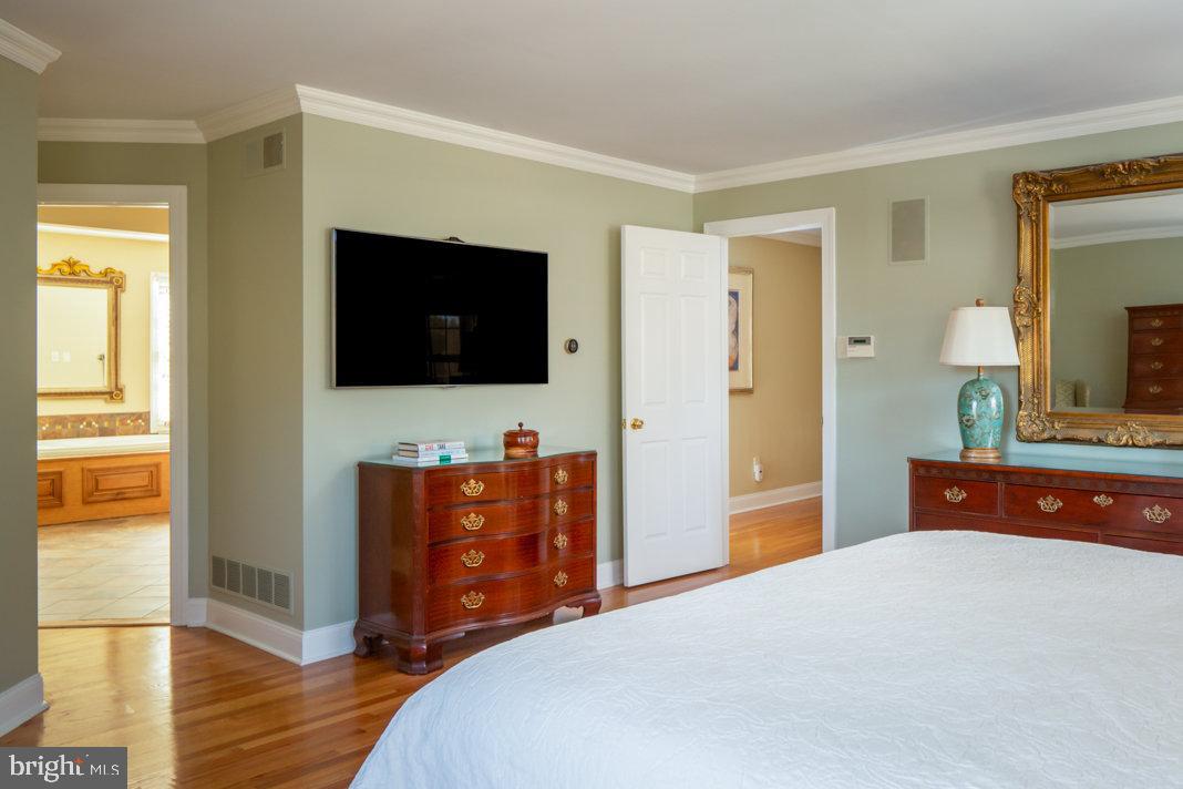 296 Church Road Devon, PA 19333 - Photo 16 of 40 Master Bedroom