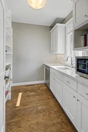 $2,095,000 | 3812 Thomas Avenue South, Minneapolis, MN 55410