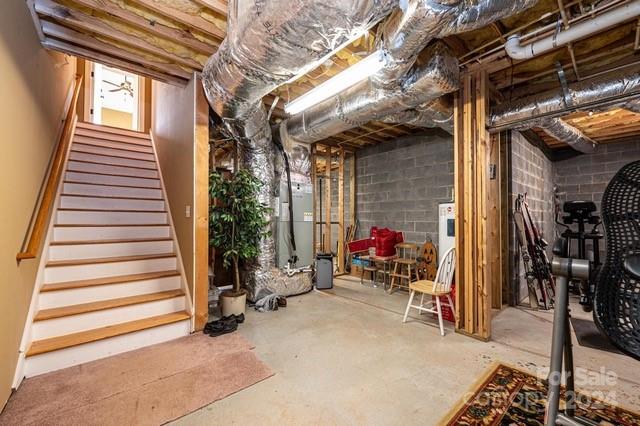 1085 Baker Barn Road Hickory, NC 28602 - Photo 40 of 41 Gallery Image 40