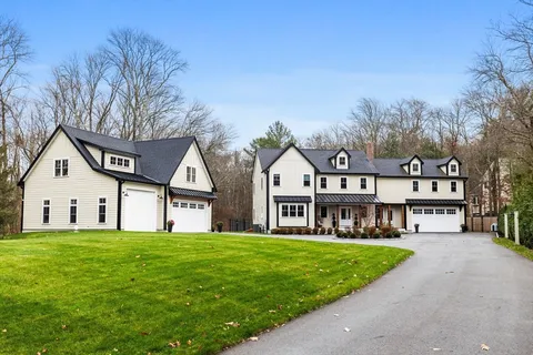 $1,899,000 | 35 East Street, Middleton, MA 01949