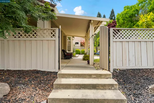 $648,000 | 400 Websters Court, Roseville, CA 95747