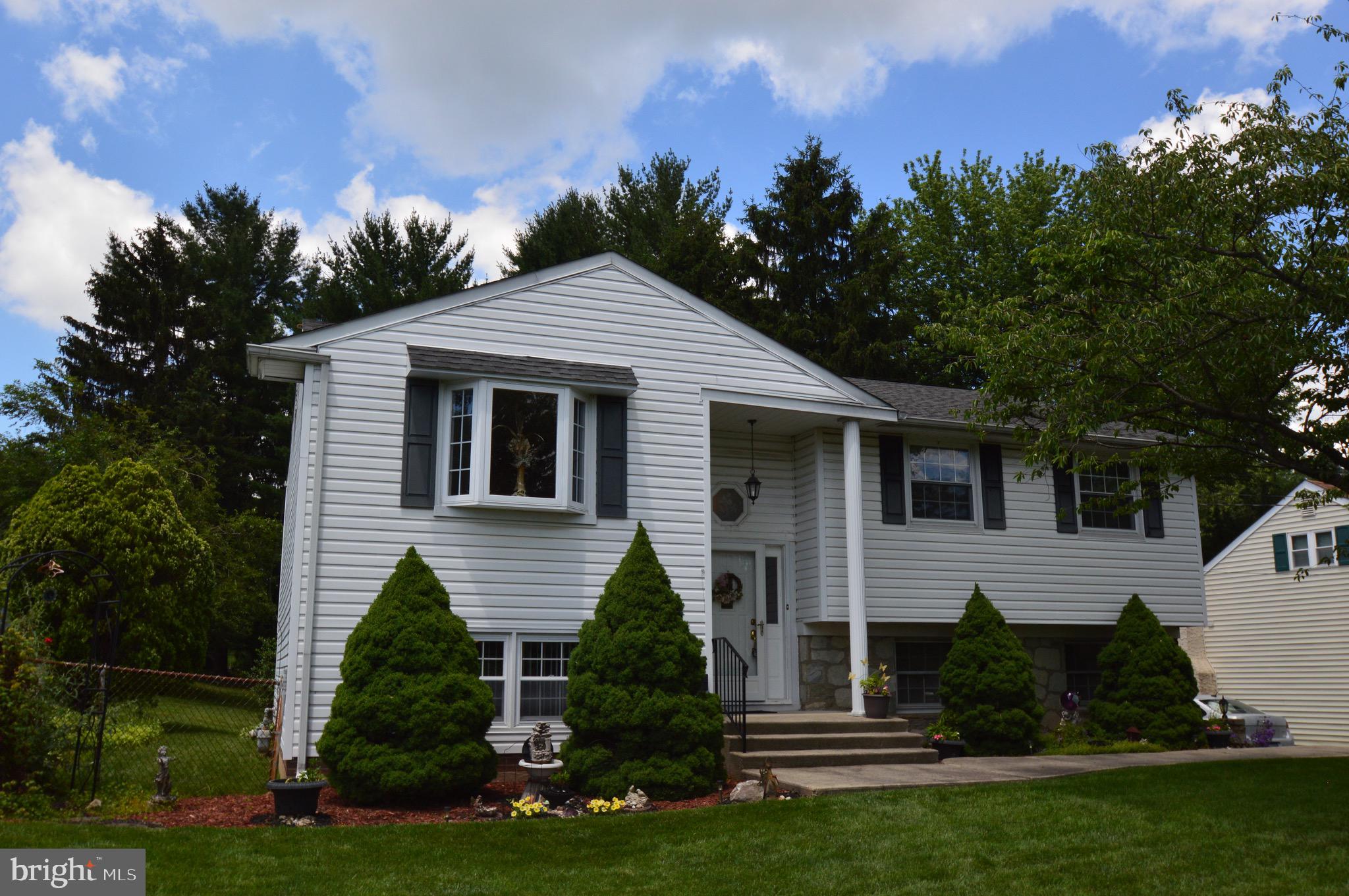 196 Centennial Road Warminster, PA 18974 - Photo 1 of 20 Gallery Image 1