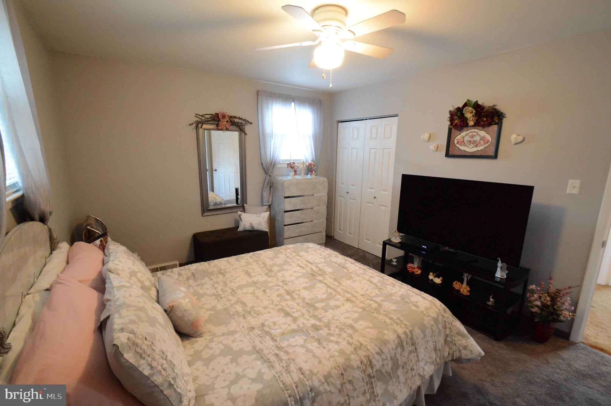 196 Centennial Road Warminster, PA 18974 - Photo 11 of 20 Gallery Image 11