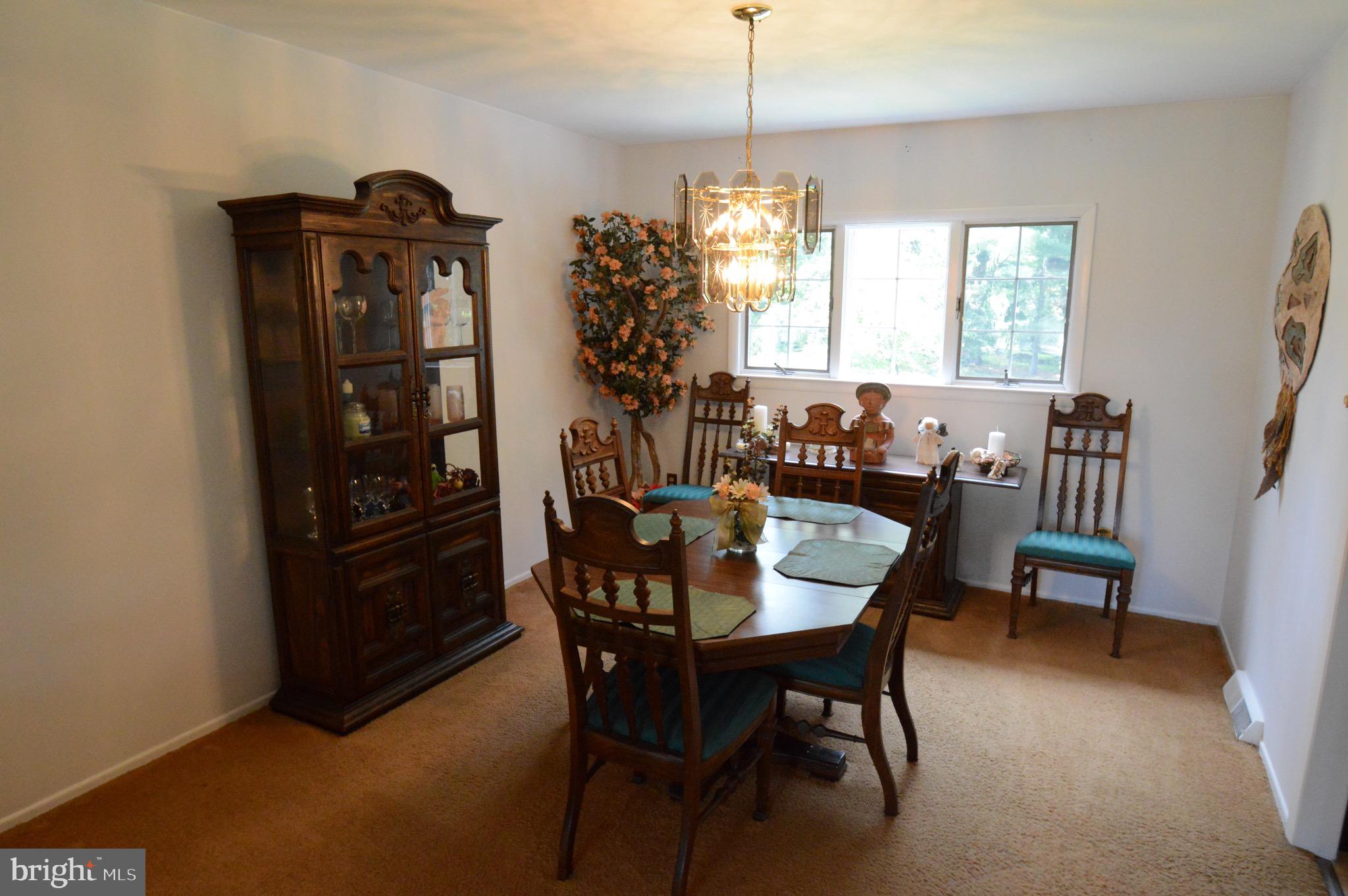196 Centennial Road Warminster, PA 18974 - Photo 7 of 20 Gallery Image 7