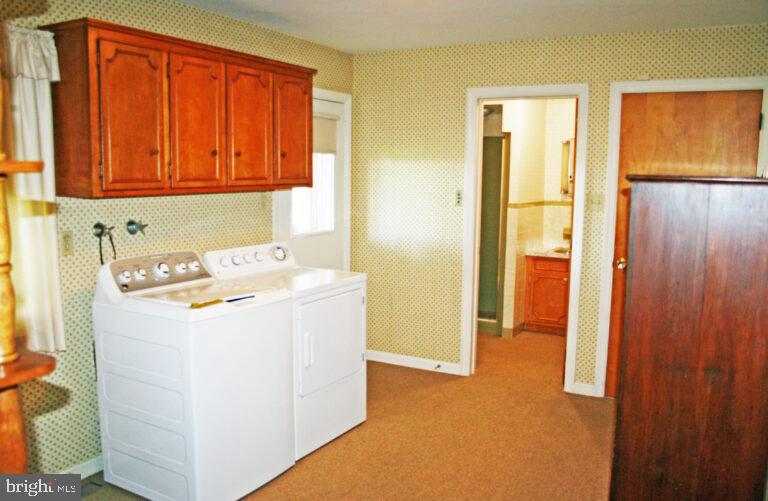 1422 Lancaster Road Manheim, PA 17545 - Photo 14 of 22 Gallery Image 14
