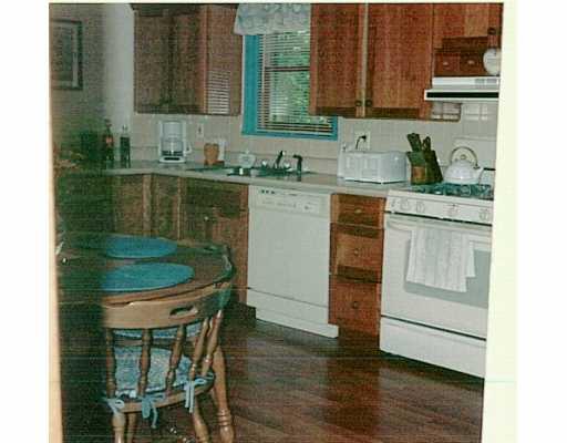 3520 McRoberts Road Castle Shannon, PA 15234 - Photo 4 of 7 Gallery Image 4