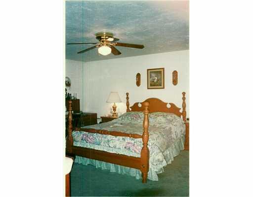 3520 McRoberts Road Castle Shannon, PA 15234 - Photo 5 of 7 Gallery Image 5