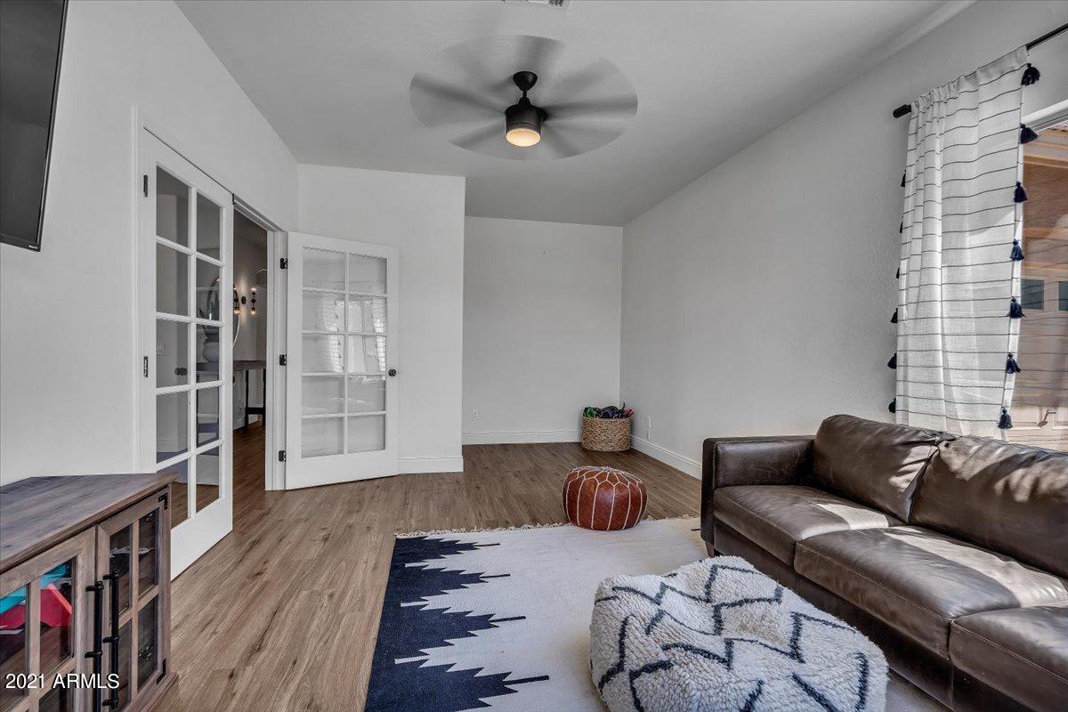 9802 Tangerine Road Florence, AZ 85132 - Photo 17 of 39 17-15Den