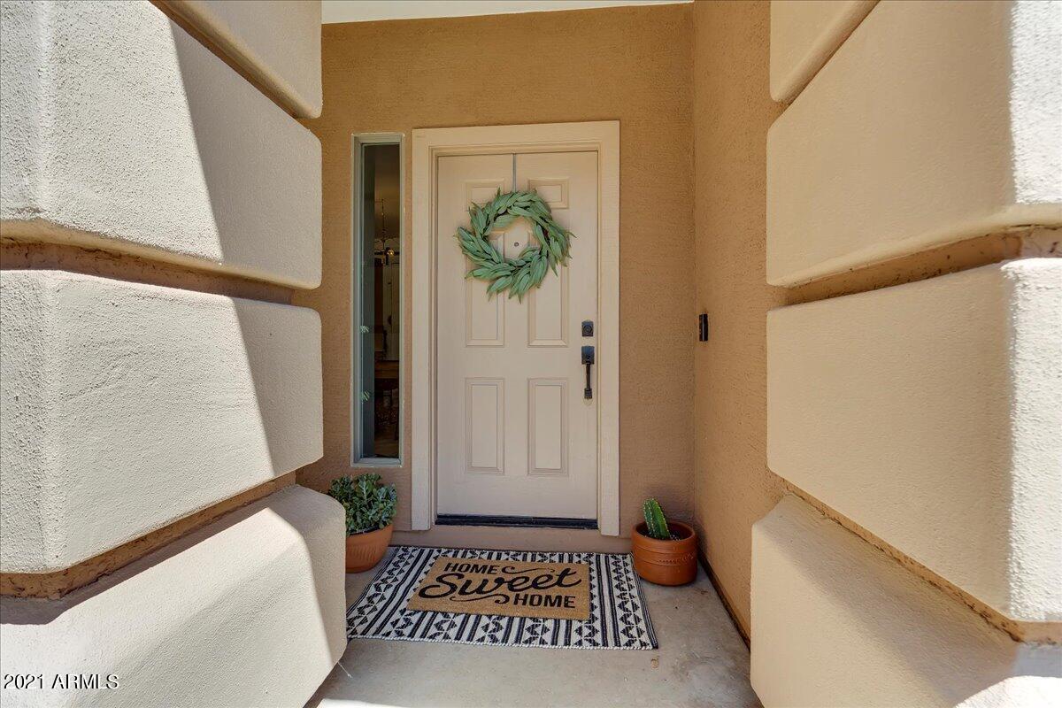 9802 Tangerine Road Florence, AZ 85132 - Photo 3 of 39 03-3Front entry