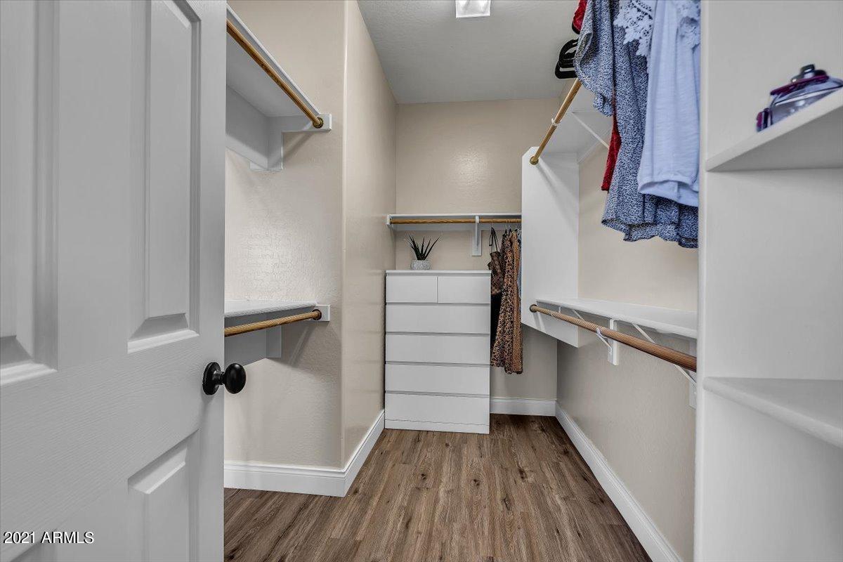 9802 Tangerine Road Florence, AZ 85132 - Photo 32 of 39 32-30Closet