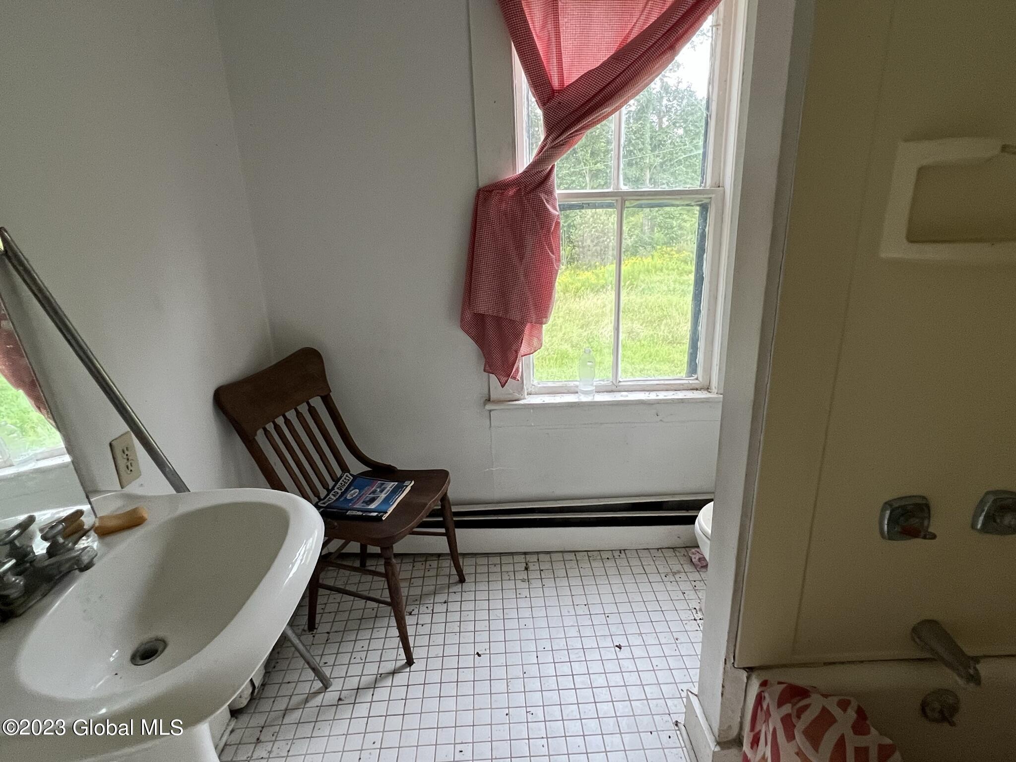 329 Higgins Road Hebron, NY 12832 - Photo 4 of 32 132EAD84-4DE5-4673-BFBA-F0681FC3E607