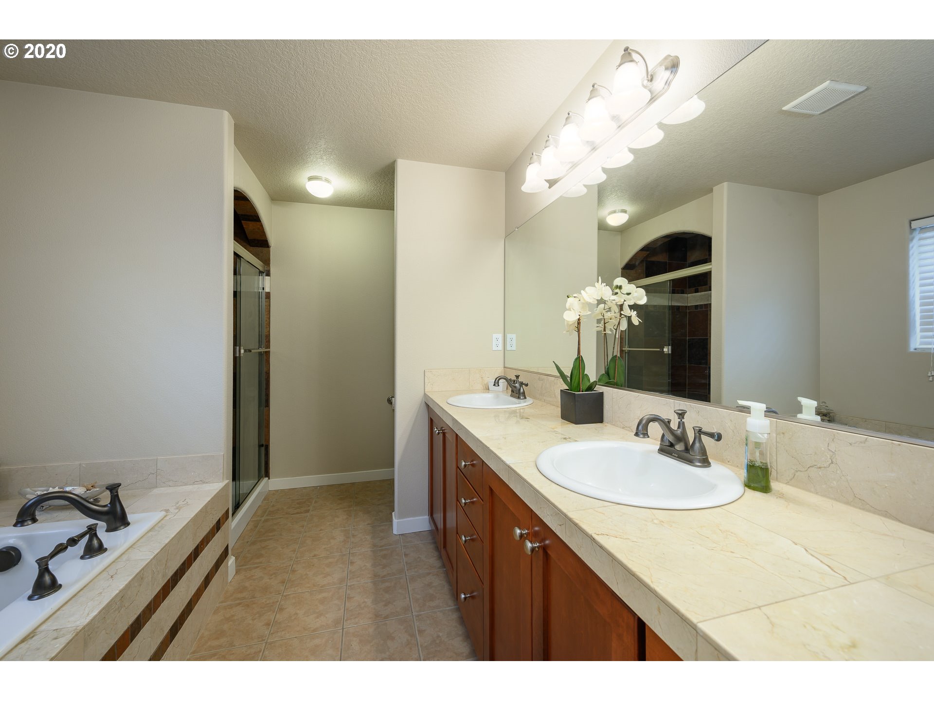 9505 Southwest Diamond View Way Beaverton, OR 97007 - Photo 17 of 31 Gallery Image 17