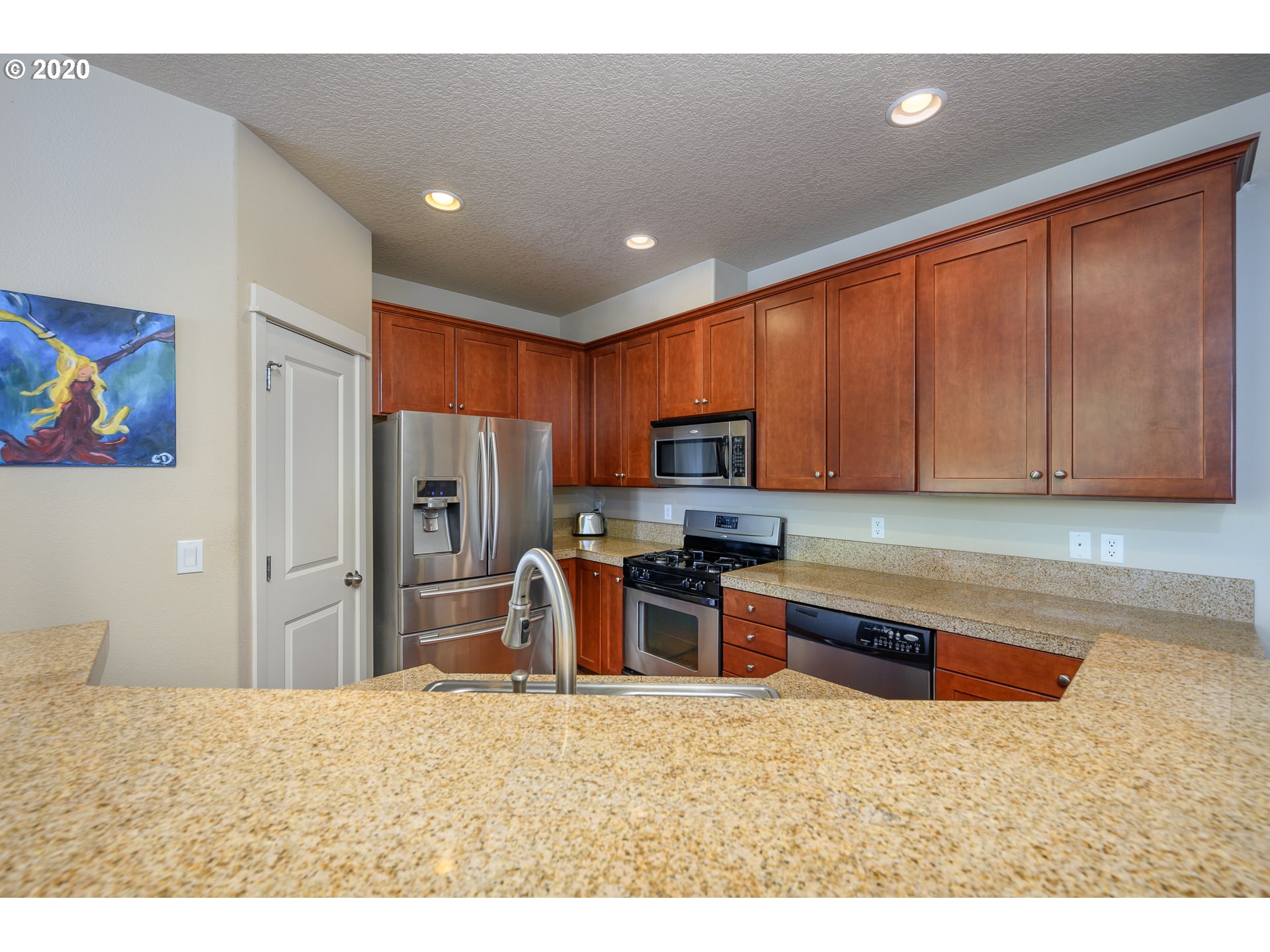 9505 Southwest Diamond View Way Beaverton, OR 97007 - Photo 9 of 31 Gallery Image 9
