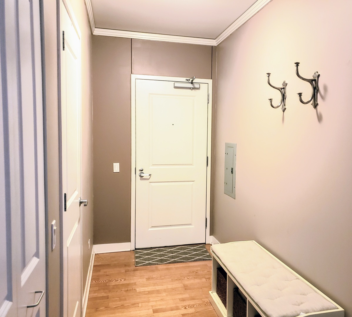 200 North Jefferson Street, Unit 601 Chicago, IL 60661 - Photo 3 of 27 a view of an empty room