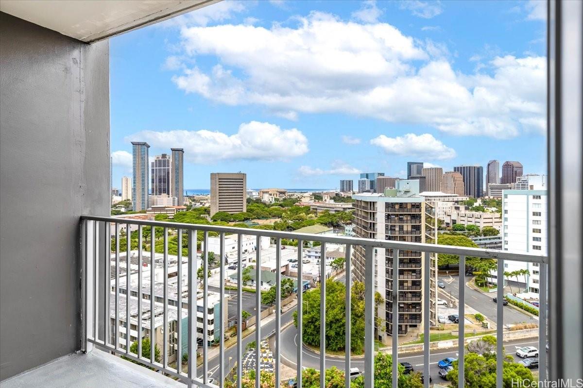 757 Kinalau Place, Unit 1502 Honolulu, HI 96813 - Photo 13 of 25