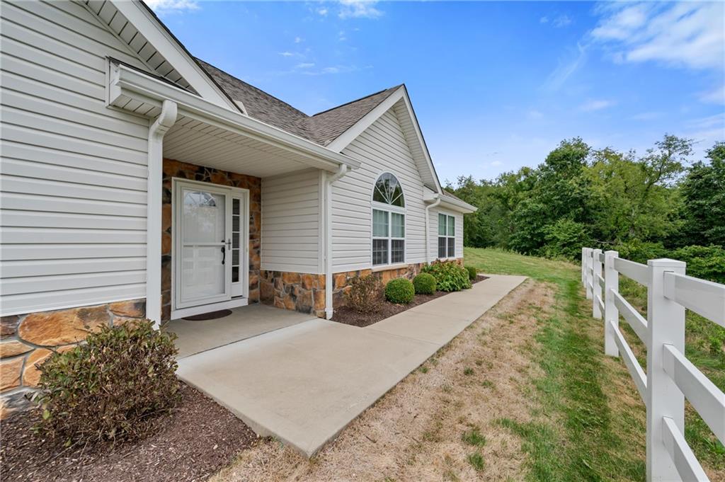 394 Saddlebrook Road Gibsonia, PA 15044 - Photo 2 of 24 Gallery Image 2