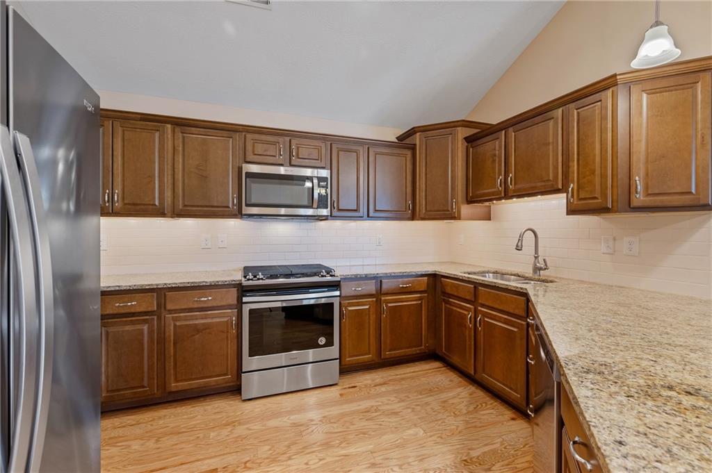 394 Saddlebrook Road Gibsonia, PA 15044 - Photo 6 of 24 Gallery Image 6
