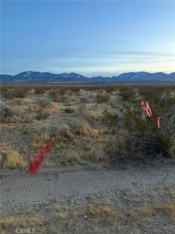 $33,800 | 0 East Ave V, Llano, CA 93544