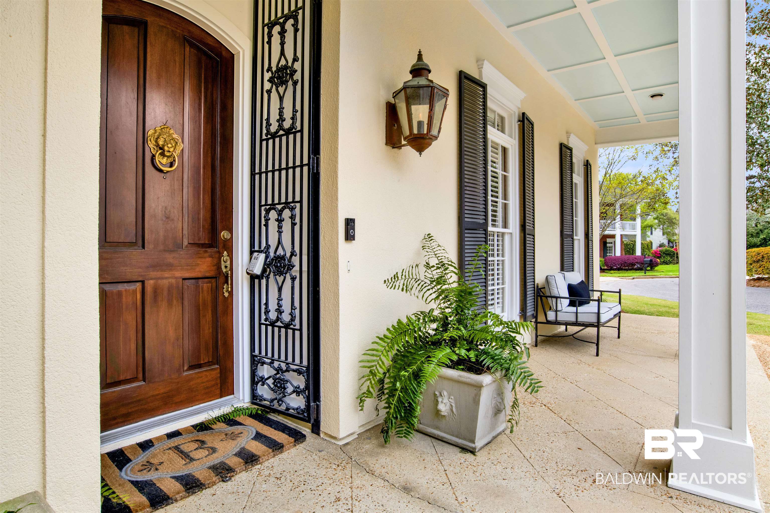 4 Savannah Court Mobile, AL 36608 - Photo 29 of 32 Doorway to property with a porch