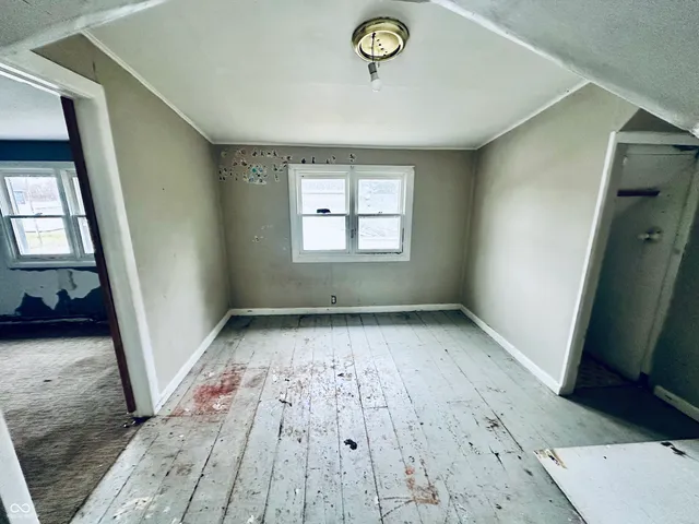 $85,000 | 2520 South Andrews Road, Yorktown, IN 47396