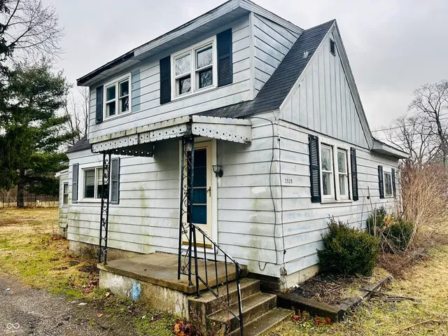$85,000 | 2520 South Andrews Road, Yorktown, IN 47396