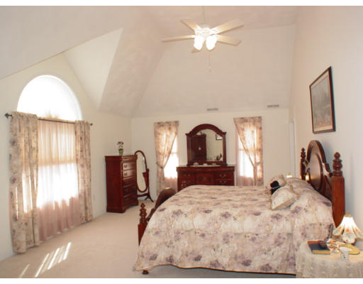 158 Hoyt Road Haverhill, MA 01835 - Photo 8 of 10 Gallery Image 8