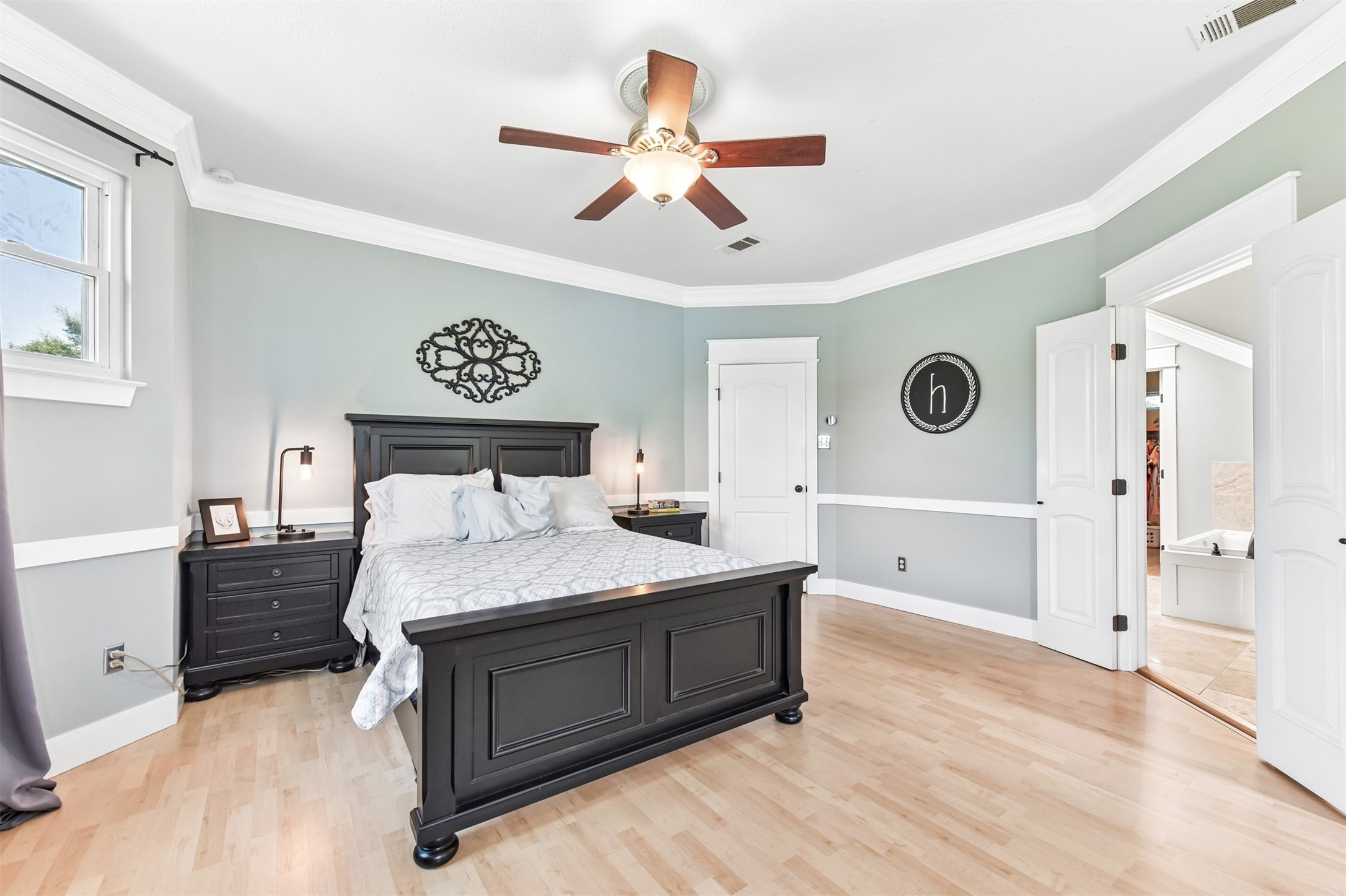 12500 Turkey Ridge Court Austin, TX 78729 - Photo 24 of 40 Gallery Image 24