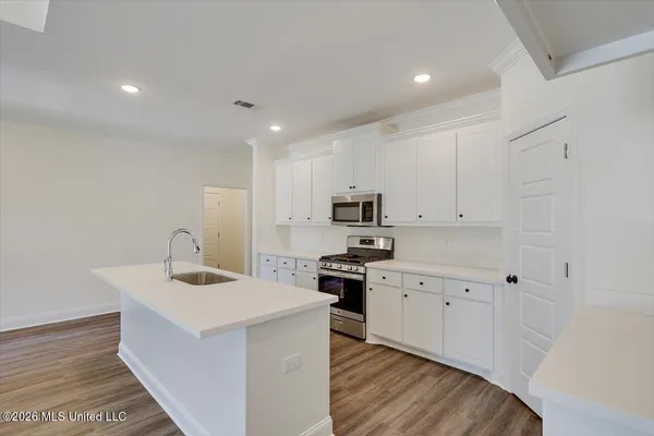 $294,999 | 528 Stone Brook Place, Brandon, MS 39042