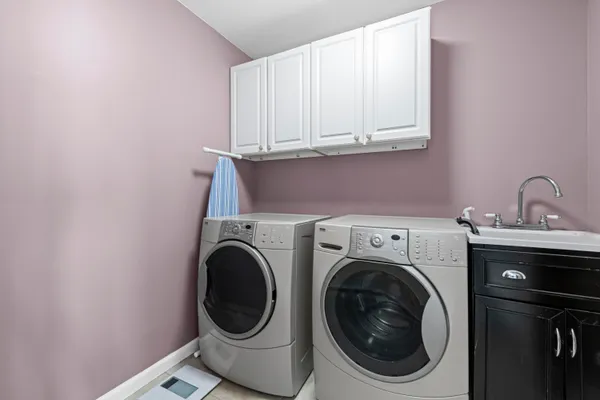 3836 Lesia Drive, Warren, MI 48091