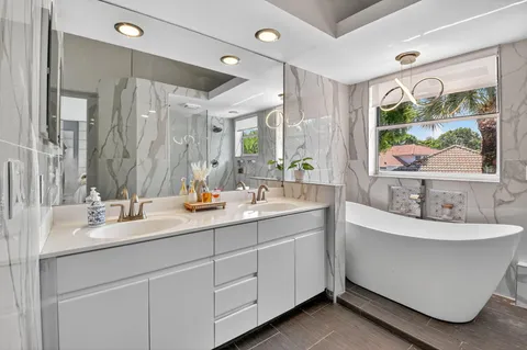 $640,000 | 2168 Northwest 53rd Street, Boca Raton, FL 33496