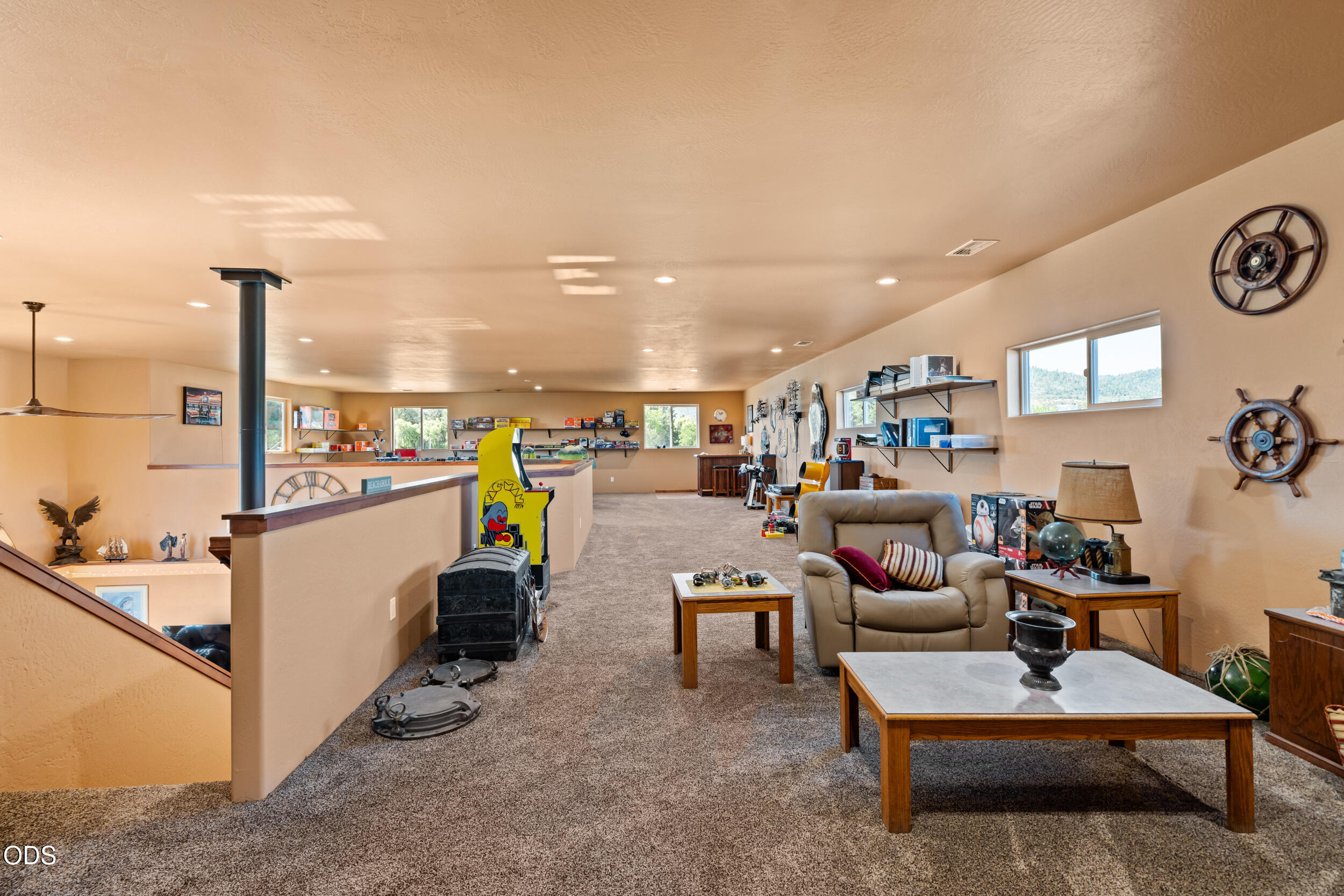 1213 Casino Road Medford, OR 97501 - Photo 51 of 77