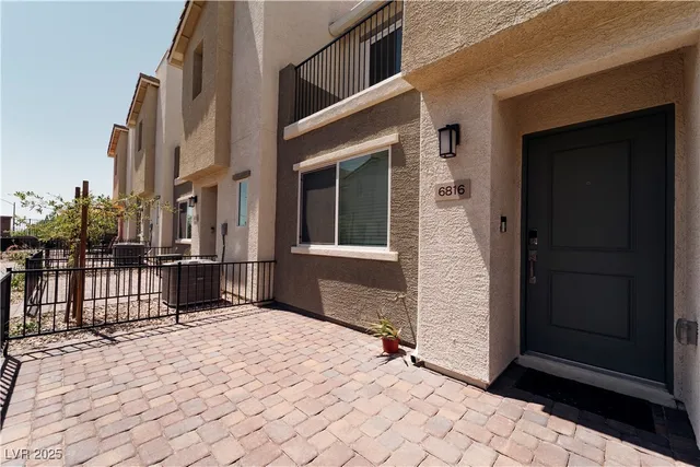 $364,994 | 6816 Citron Mist Court, North Las Vegas, NV 89086