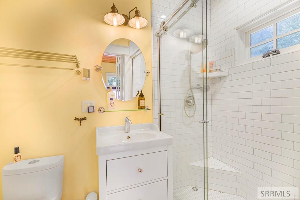 1554 Shadow Run Ashton, ID 83420 - Photo 19 of 58