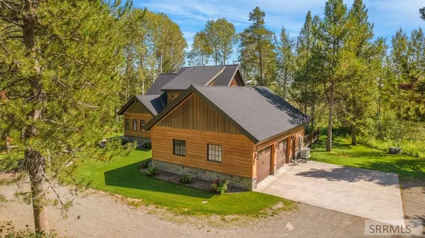 $1,300,000 | 1554 Shadow Run, Ashton, ID 83420