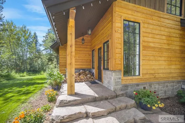 $1,300,000 | 1554 Shadow Run, Ashton, ID 83420