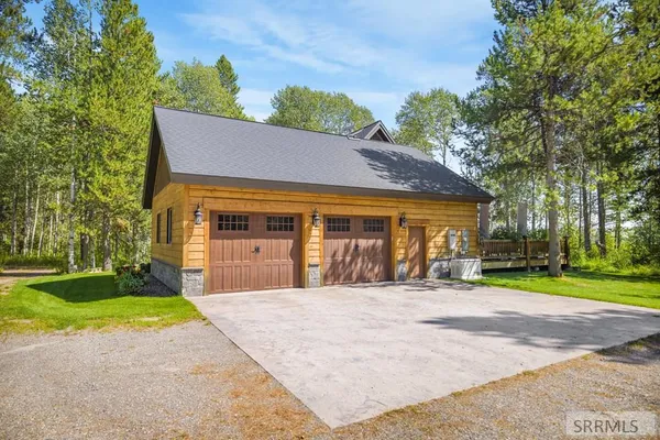 $1,300,000 | 1554 Shadow Run, Ashton, ID 83420