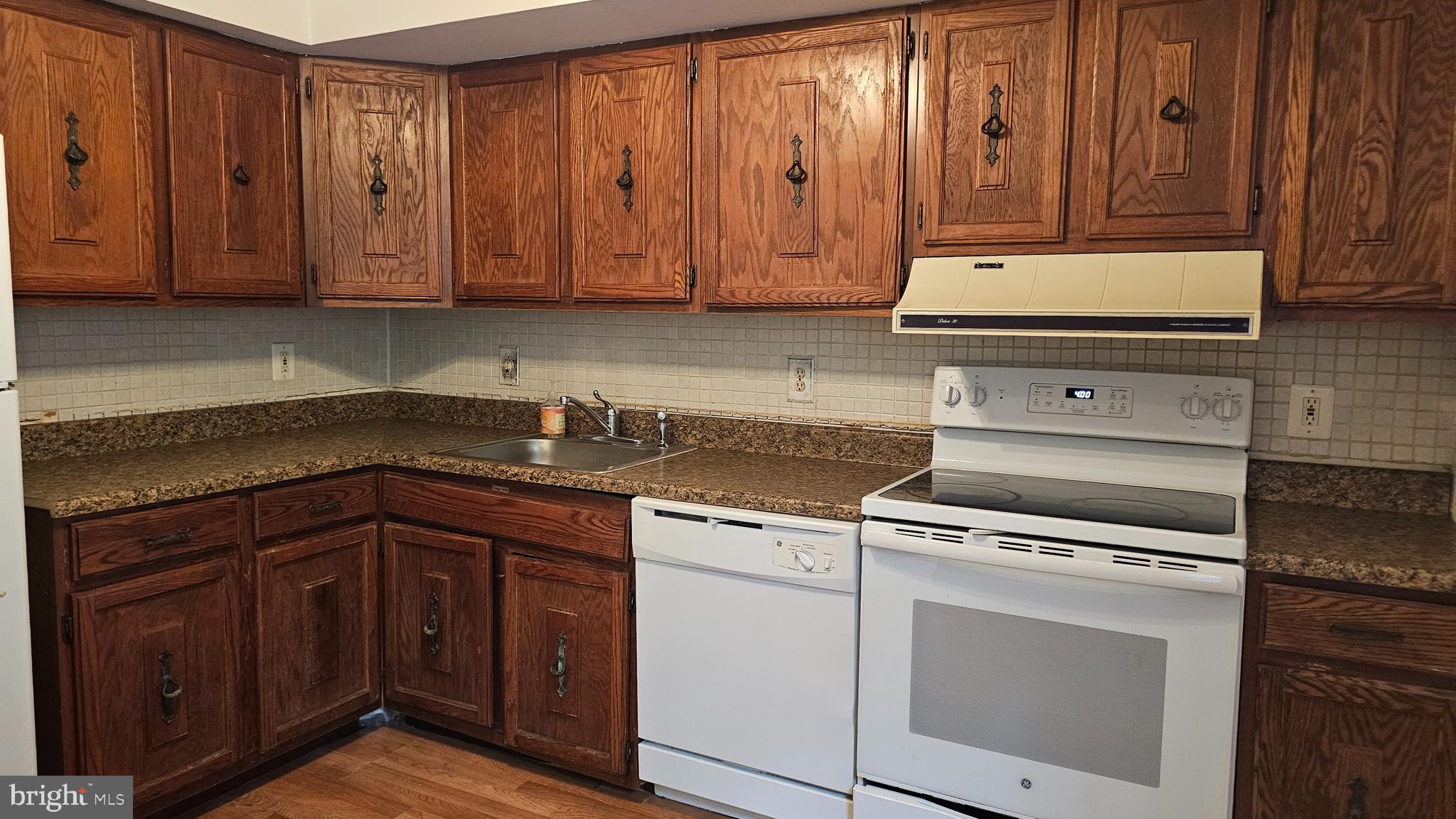 1009 Bromley Estate Pine Hill, NJ 08021 - Photo 9 of 30