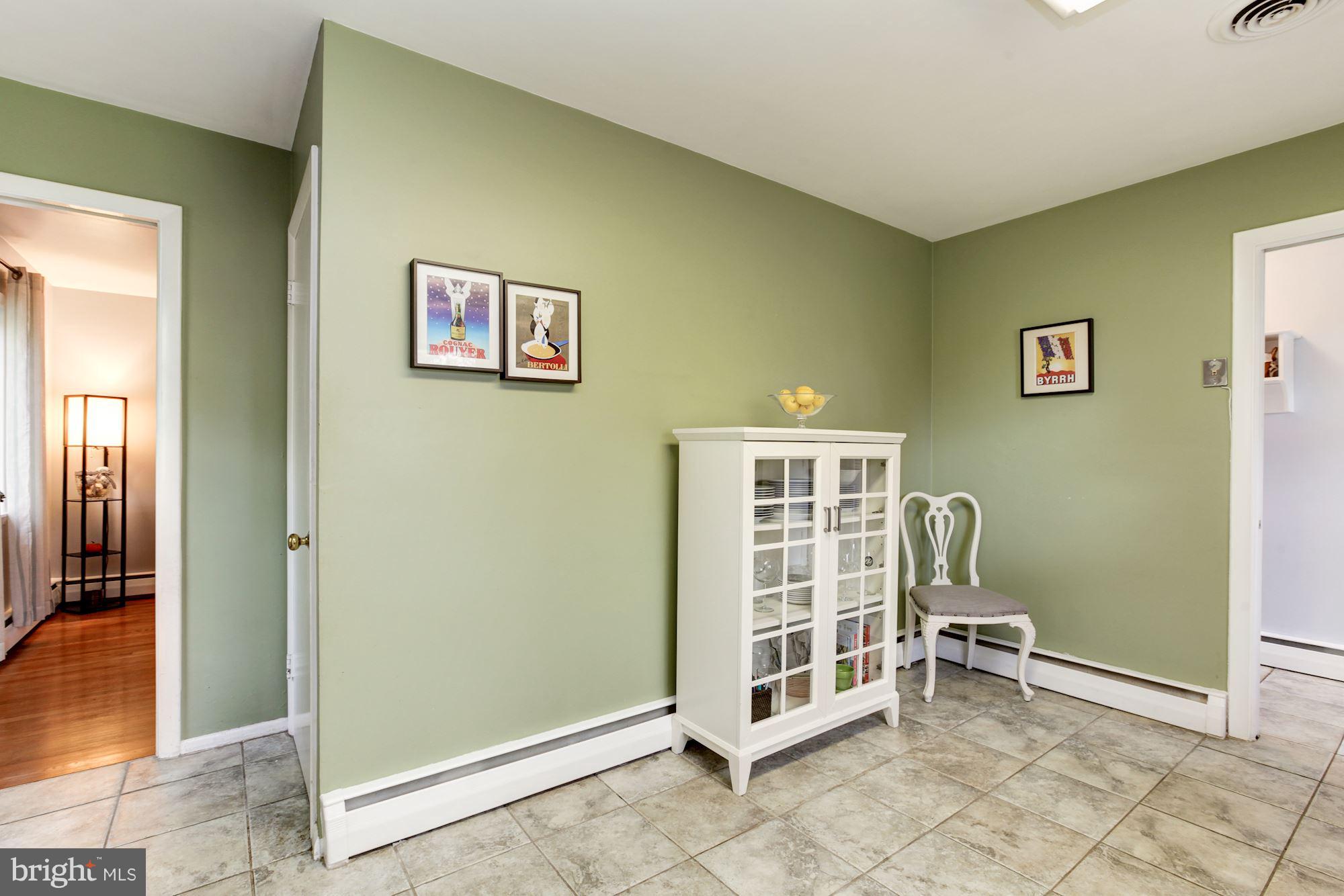11705 Caplinger Road Silver Spring, MD 20904 - Photo 11 of 30 Kitchen