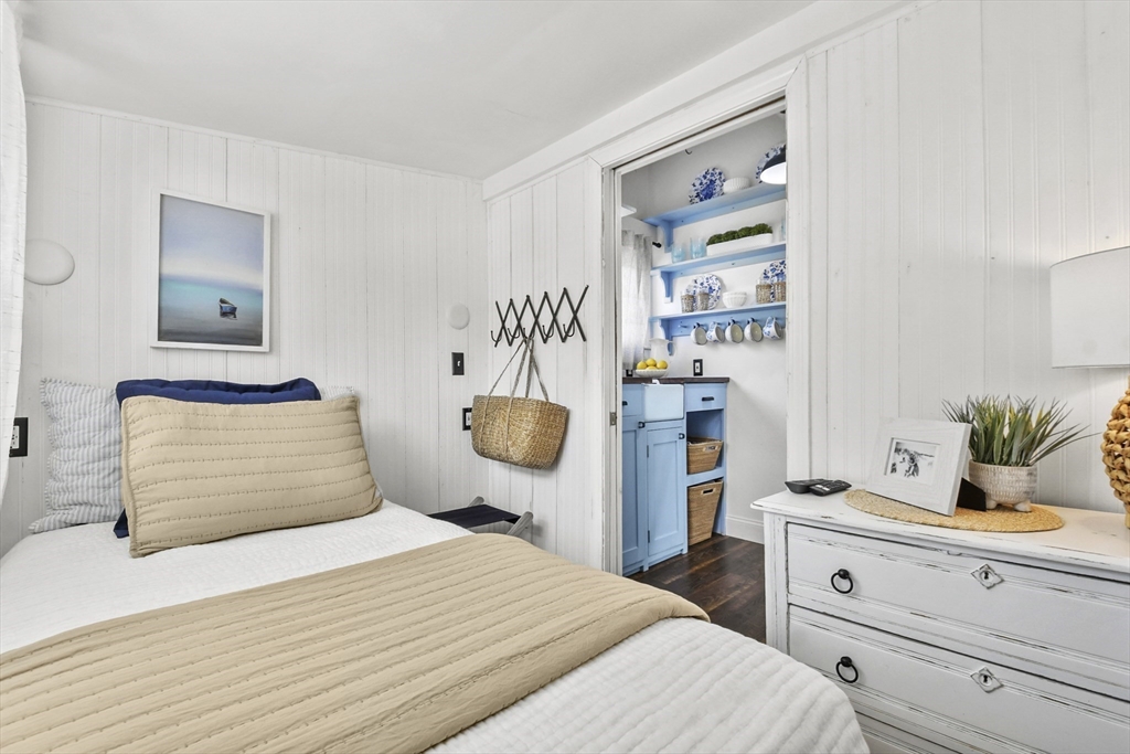 11 Thompson Road, Unit 11 Bourne, MA 02532 - Photo 13 of 29