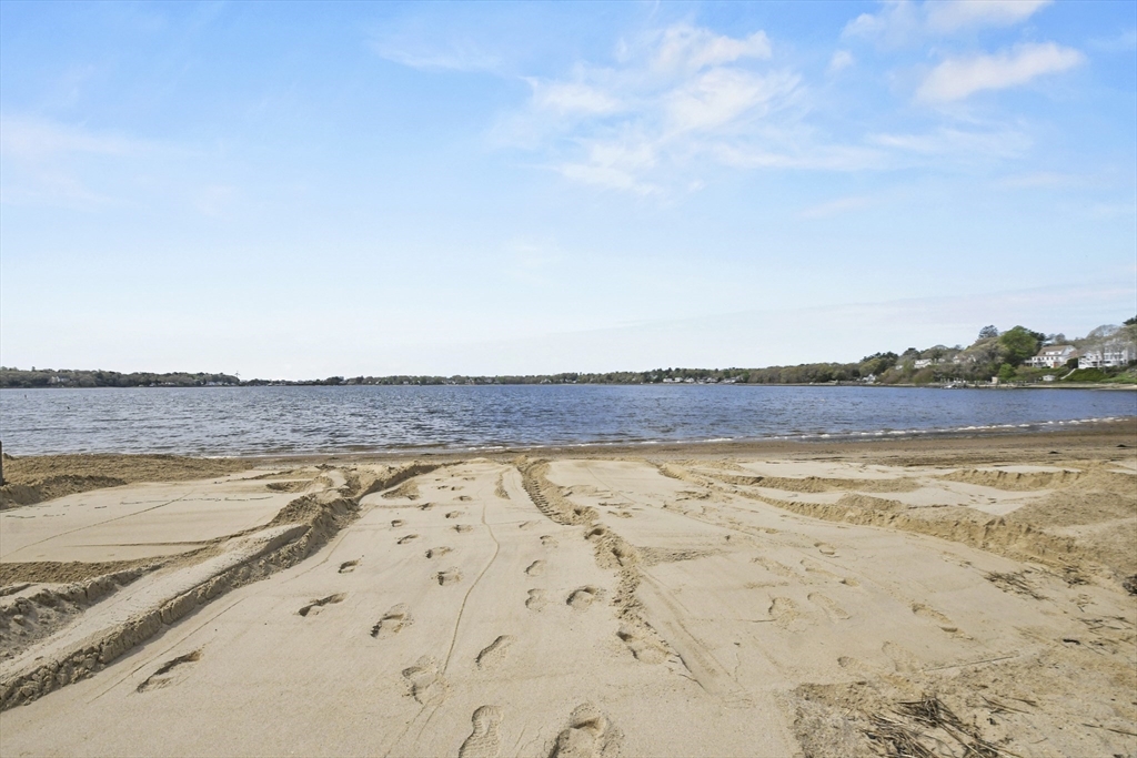 11 Thompson Road, Unit 11 Bourne, MA 02532 - Photo 25 of 29