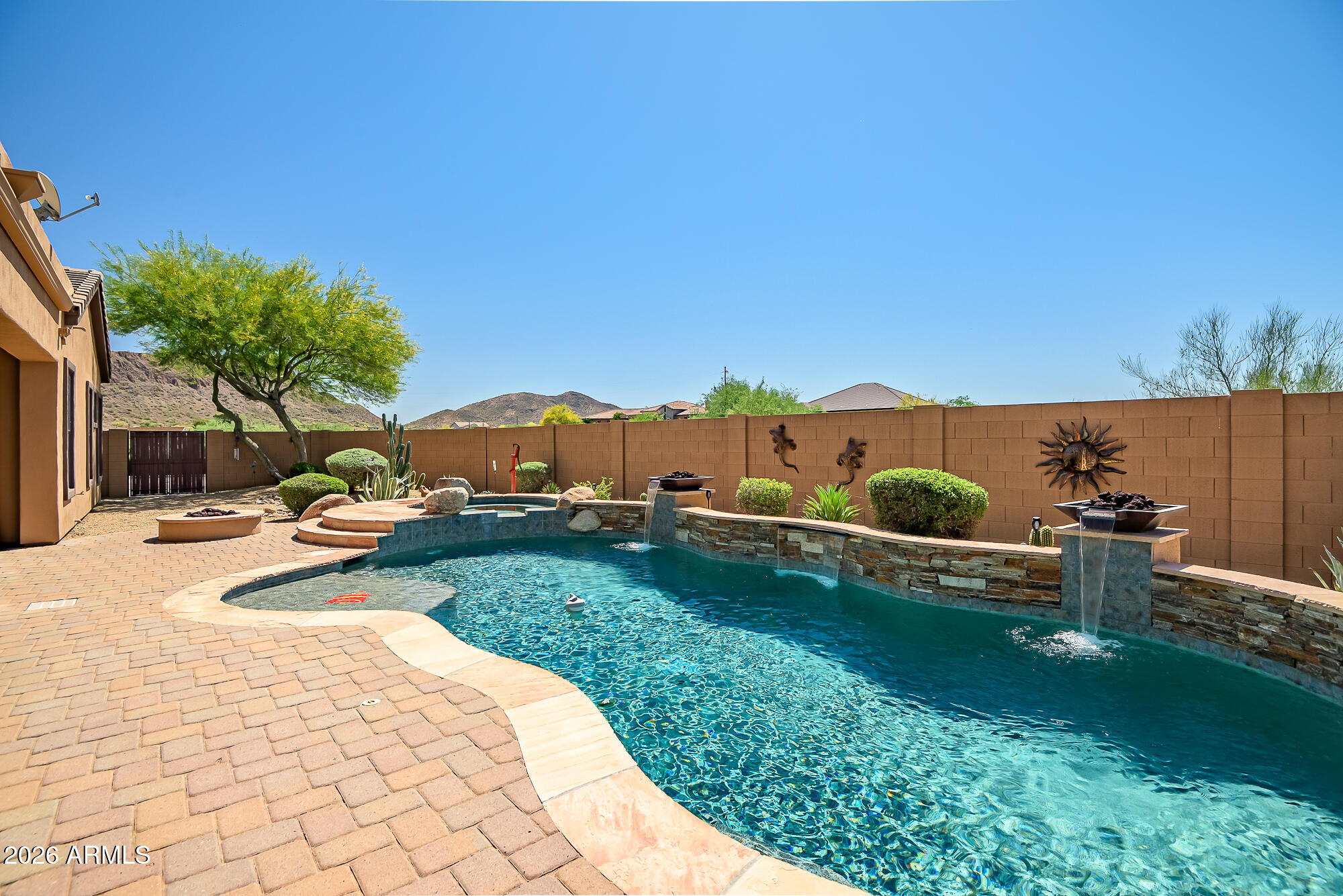 115 East Honda Bow Road Phoenix, AZ 85086 - Photo 22 of 36 Sparkling Pool