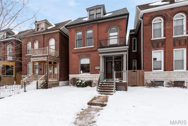 $498,000 | 2842 Victor Street, St. Louis, MO 63104