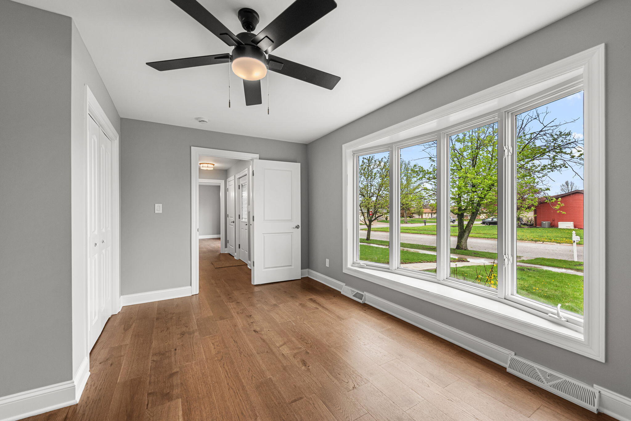 701 Trenton Street Crown Point, IN 46307 - Photo 11 of 33 2048x1367