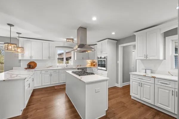 $489,000 | 701 Trenton Street, Crown Point, IN 46307