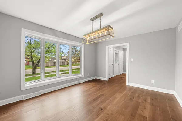 $489,000 | 701 Trenton Street, Crown Point, IN 46307