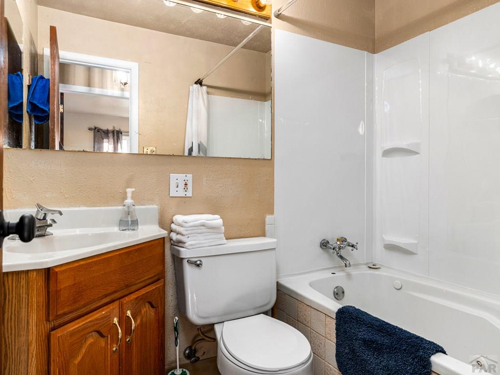 32 Scotland Road Pueblo, CO 81001 - Photo 10 of 20 Gallery Image 10