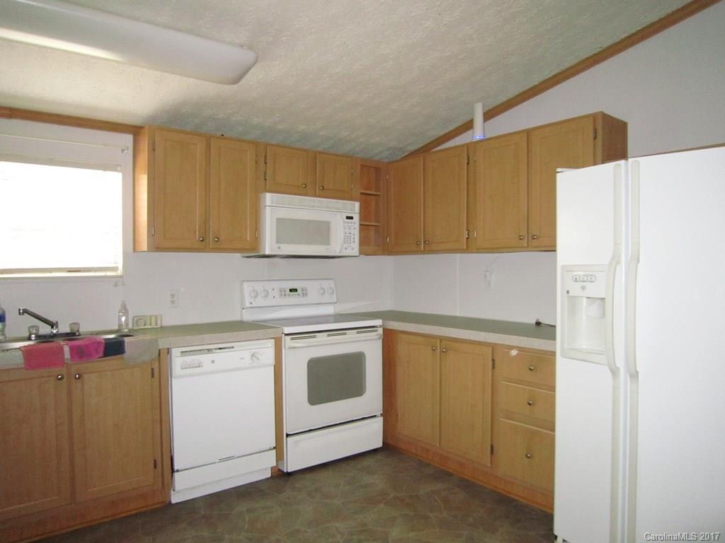 189 Wiggins Road Candler, NC 28715 - Photo 3 of 14 Gallery Image 3