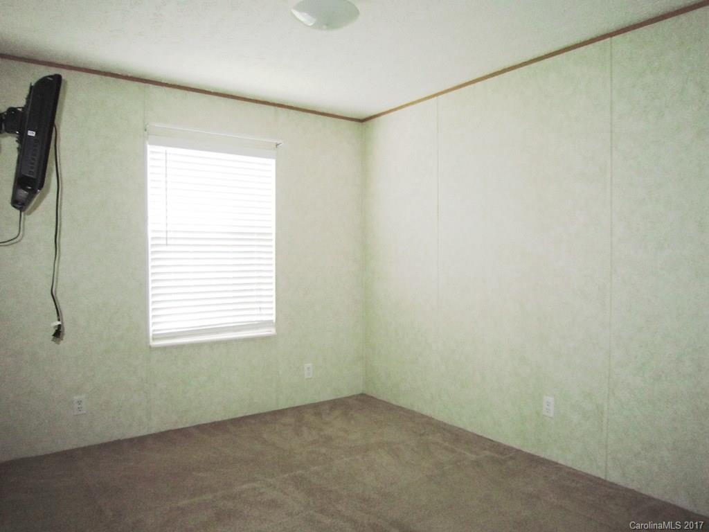 189 Wiggins Road Candler, NC 28715 - Photo 8 of 14 Gallery Image 8